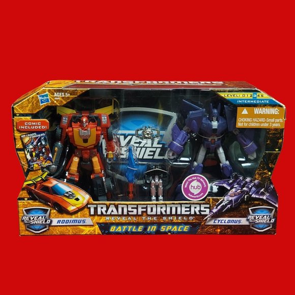 Transformers Reveal the Shield Rodimus vs Cyclonus Battle In Space